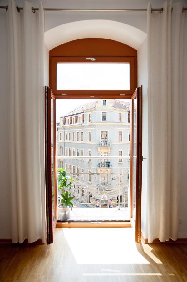 1-Raum-Wohnung Zentral Gelegen Dresde Exterior foto